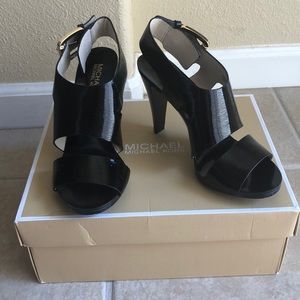 Michael Kors Carla Sandal